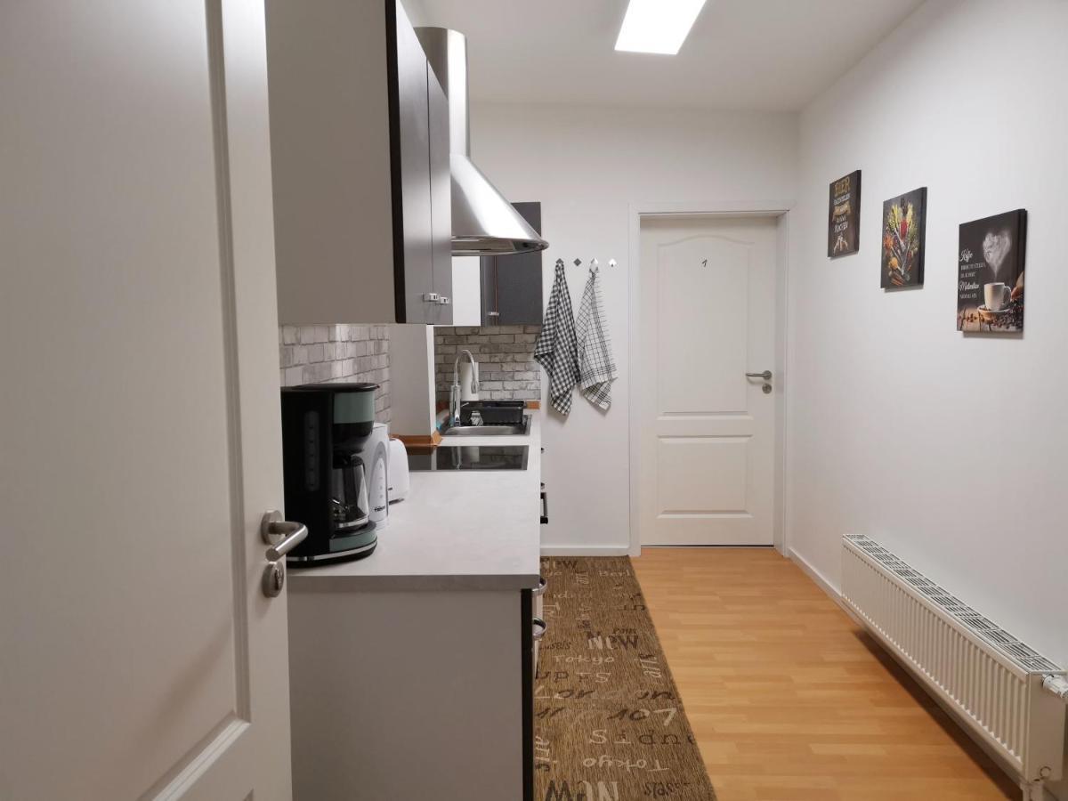 Musashi Apartment 2 Weimar  Esterno foto